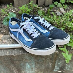 Vans Old Skool Shoe